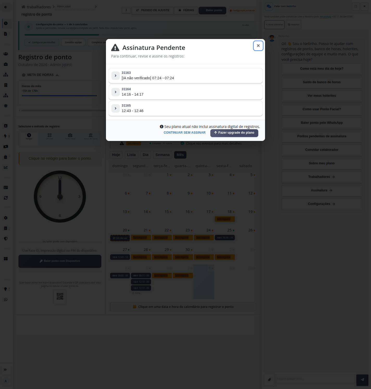 Tela desktop de registro de ponto com relógio ativo e calendário mensal no Pontonet